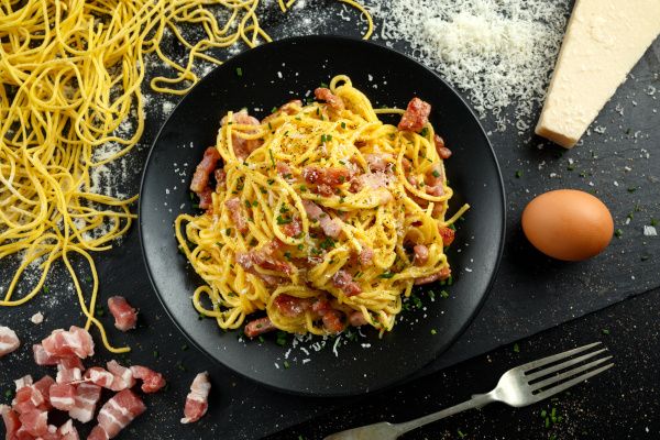 Spaghetti Carbonara in italienischem Restaurant in Oberhausen